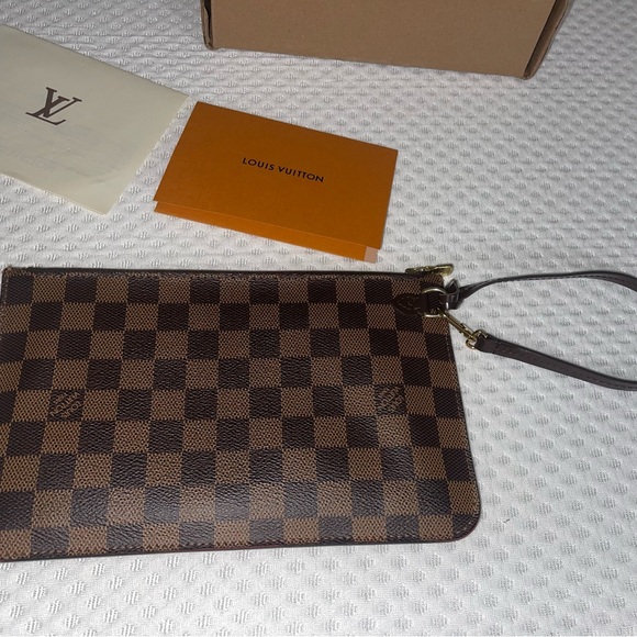 ❌❌❌SOLD❌❌❌Louis Vuitton Neverfull pouch - Picture 15 of 16